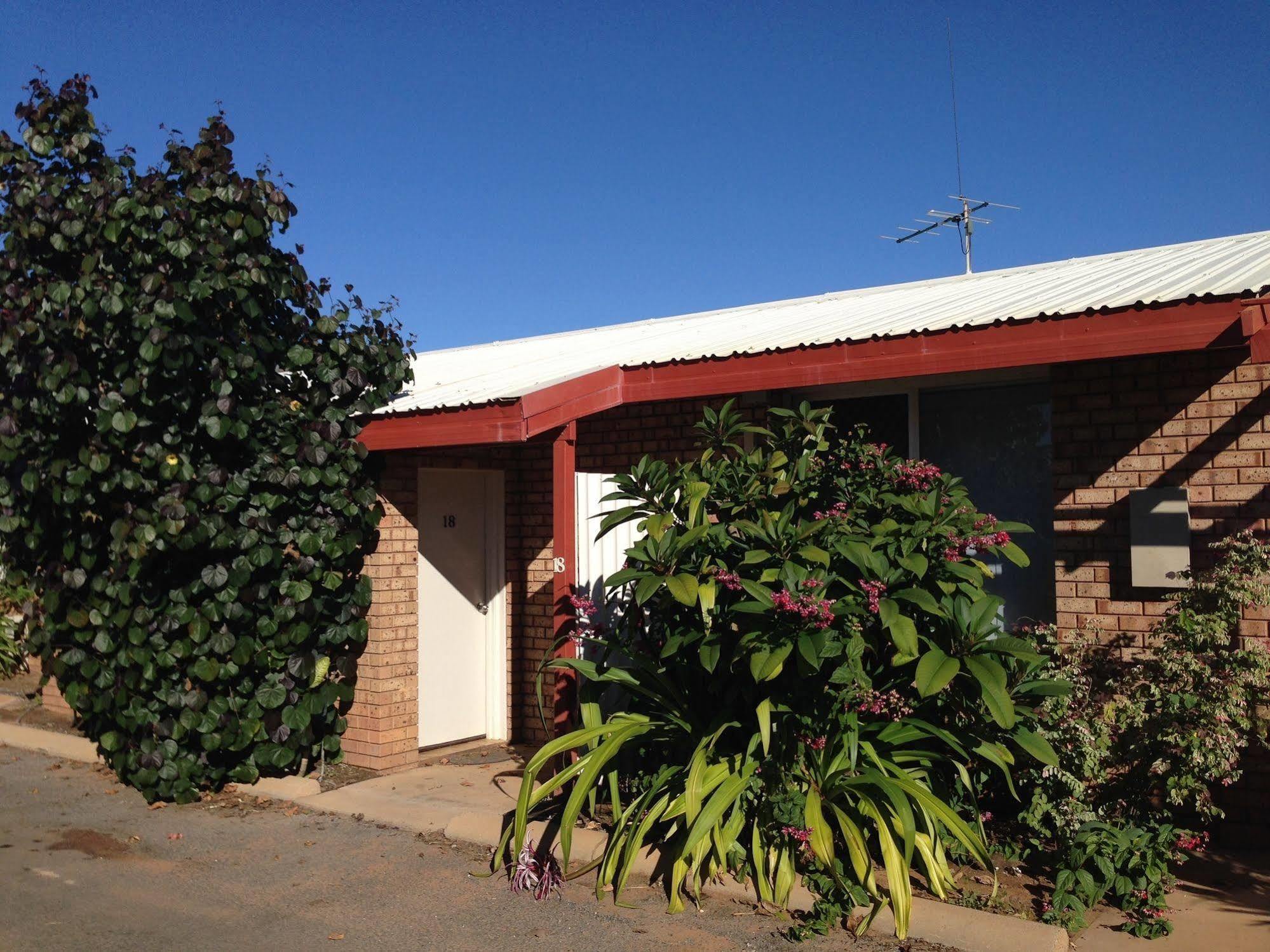 Carnarvon Central Apartments Exterior photo